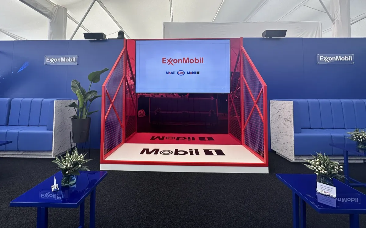 Exxon Mobil Detail 2